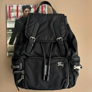 ::BURBERRY:: The Rucksack 黑色尼龍銀色戰馬LOGO釦式束口多口袋軍旅後背包(小)
