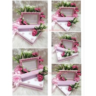 gubahan frame mas kahwin c/w bekas rantai tangan-light pink