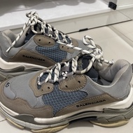 balenciaga triple s original second original