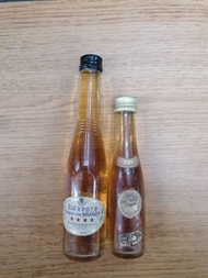 絕版早期舊版長頸酒辦+張裕長頸金版酒＝共2支一起售