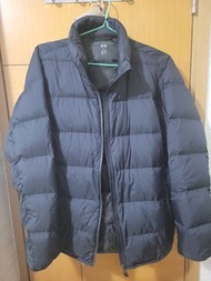 Uniqlo 男裝輕型羽絨外套