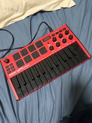 Akai MPK Mini MIDI Keyboard mk3 紅色特別版