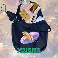 Y2K Style Iguana Tote Bag