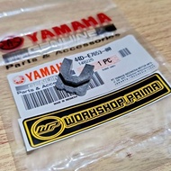 Slider piece 44D sleder clamp cover roller house xeon old RC GT Aerox 125 original ygp 44d-e7653-00