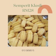 Biskut Raya Semperit