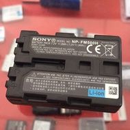 Sony np-fm500h battery