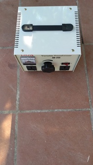 Biến áp vô cấp một pha LIOA loại tốt công suất 11 kw - SD-225 LIOA