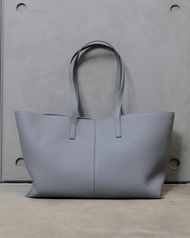 Muse Aria - Noor Leather Shopping Tote Bag กระเป๋าหนังวัวแท้