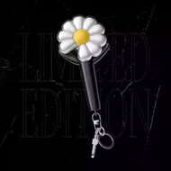 BIGBANG GD จี้กุญแจดอกเดซี่ขนาดเล็ก จี้กุญแจพลาสติก ของเล่น ของสะสม ของสนับสนุน ดอกเดซี่ ดอกไม้ ดอกไ