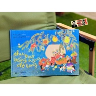 Book - Hanging the Red Moon - Quynh Huong, Huong Anh - SlowBooks