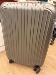 全新 鋁合金行李箱 S size 20吋 43L 登機箱