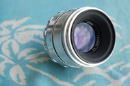 13 片 HELIOS-44 58 mm F/2 鏡頭，適用於舊款 M39 ZENIT 相機
