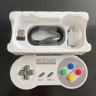 จอยสติ๊ก2.4G ปุ่มสีสันสดใสไร้สายจอยควบคุมเกม2 reciever เข้ากันได้กับ SNES คอมพิวเตอร์ขนาดเล็ก Window