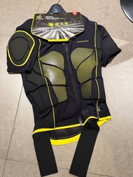 鎧武者 Yoroi Musha 滑雪護具