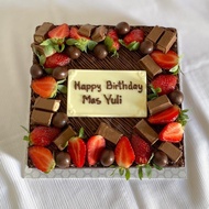 Brownice.Mlg Berry Sweet 18X18Cm | Hampers Brownies | Kue Ulang Tahun