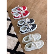 Bata Women's Sneakers Canvas Fabric Soft and Comfortable Molded Sole