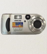 【包郵】Sony Cyber-shot DSC-P71 CCD 卡片機 復古 Y2K 數碼相機（AA電池款）