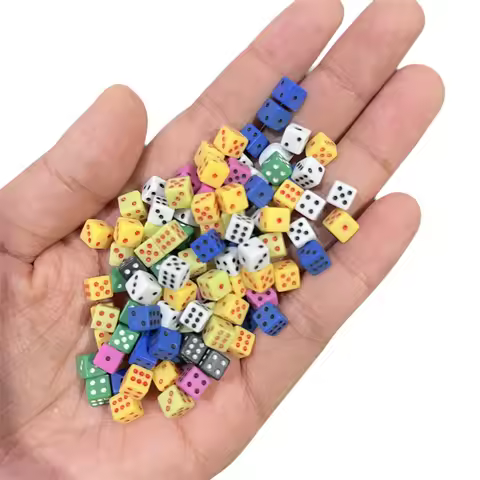 100Pcs 5*5*5mm Mini D6 Acrylic Gaming Dice Solid Cube Set Standard Six Sided for Board Game Accessor