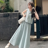 [Sleeveless] Small Fresh Simple Back Buttoned Hollow Sleeveless Vest Top+Elastic Waist Skirt Casual 