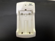 GP 電池充電器（包郵）
