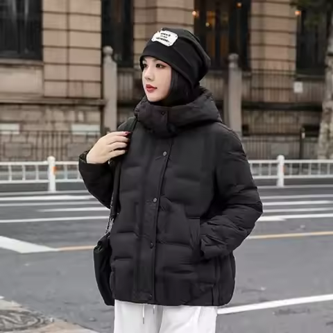 Light Down Jacket Women Warm 2025 Winter Loose Short 90% White Duck Down Coat Autumn Hooded Outwear 