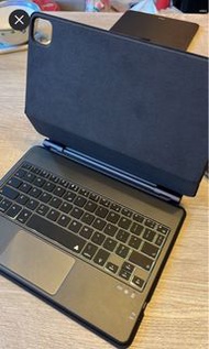 iPad Magic keyboard