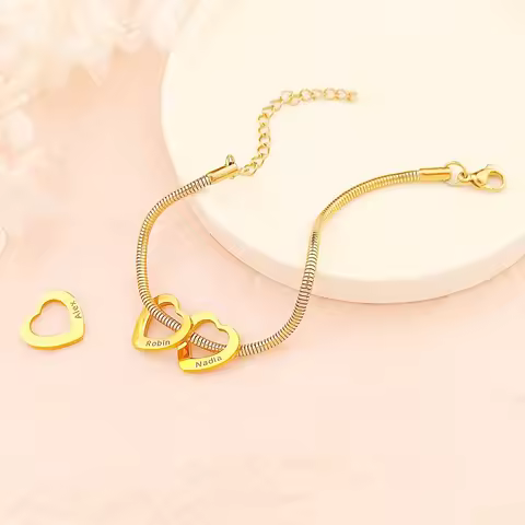 Jeshayuan Custom Name Heart Bracelet Personalized Mom Bangle with Kids Names Gift for Grandma Baby F
