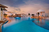 Sharq Village & Spa, a Ritz-Carlton Hotel