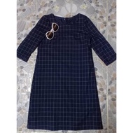 Ad 4 343 (With Big Grid) Female Dress Plaid Pattern Decorated With Back Zipper Three-Quarter Sleeves
