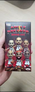 NBA ACE PLAYER 盲盒公仔
