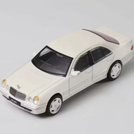 Shadow Mercedes-Benz E55 AMG W210 White
