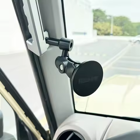 A Pillar Magnet Offroad Phone Holder for Toyota Land Cruiser 70 76 79 78 75 71 LC76 LC78 LC79 FJ76 F