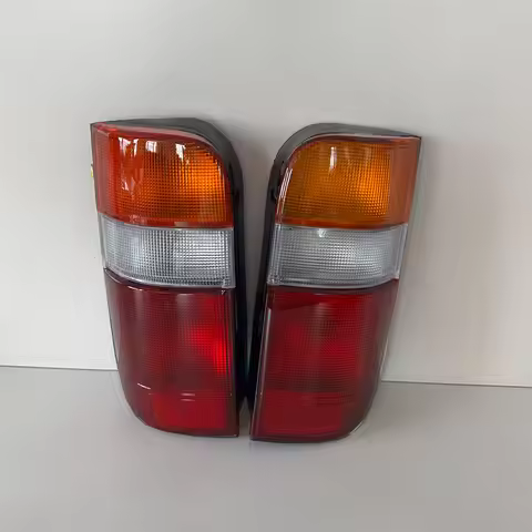 A Pair Tail Light Right LH168 KZH106 1990 To1997 Rear Lamp For Toyota Hiace