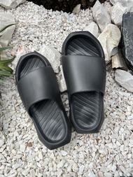 VIX รุ่นใหม่ สำหรับใส่เดิน/วิ่ง ตัววัสดุล้ำหน้าใหม่ล่าสุด จาก ving รองเท้าแบบสวม