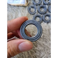 price 10Pcs HONDA EX5 DREAM MAGNET OIL SEAL 189305 GETAH SEAL RUBBER 18.9-30-5 18.9 30 5