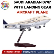 1:150 Saudi Arabian Airlines B747-400 Diecast Airplane Model with Landing Gear Display Stand Aircraf