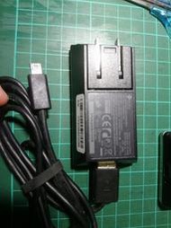 HTC電源供應器 5 V / 1000mA AC-DC Adapter Charger(TC-P300))+送鍵盤PS2