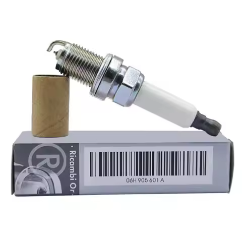 4/6PCS Platinum Spark Plug 06H905601A PFR7S8EG for Volkswagen CC Sharan Beetle Magotan Golf Audi A1 