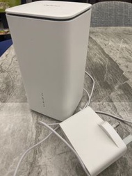 Oppo 5G CPE T1a Router 路由器 wifi 插卡上網路由器