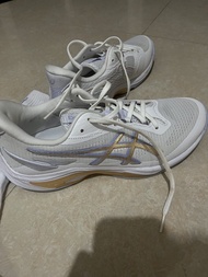 ASICS 排球鞋