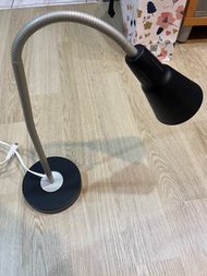 ikea 檯燈 KVART 附燈泡 白燈