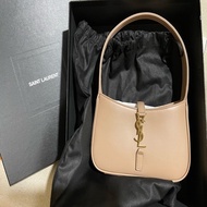 YSL Le 5 À 7 mini hobo