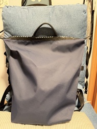 Longchamp 尼龍背包 (深藍色）