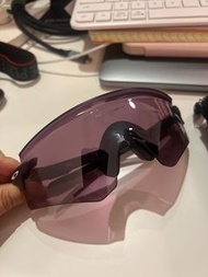 Oakley Kato 運動太陽眼鏡 用過一兩次