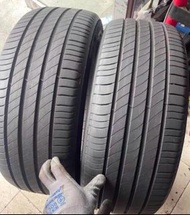 Michelin 215/55 R17 輪胎