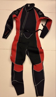 SCUBAPRO Everflex Wetsuit Size XS