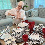 KF Studio - Black Checkered Set Plate (High Quality/Ceramic)