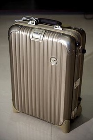 Rimowa Lufthansa Version Private Jet collection cabin Trolley. (Topas Titanium )