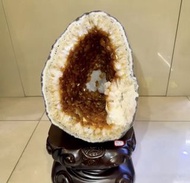 新貨原鑛原石天然黃水晶洞