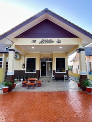 บ้านเดี่ยว 4 ห้องนอน 2 ห้องน้ำส่วนตัว ขนาด  ตร.ม. – บาตู รากิท (ZK Homestay Terengganu)